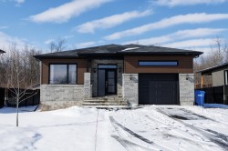 163  - 163A 4e Avenue  Saint-Zotique, QC J0P 1Z0