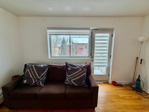 Living Room - 8-658 Av. Mercille, Saint-Lambert, QC - Indoor