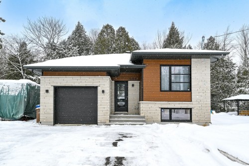 2152 Boul. du Roi-Charles  Saint-Jérôme, QC J5L 1S3