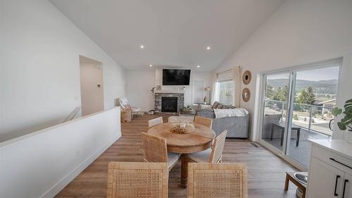 107 18Th Street, Cranbrook, BC - Indoor With Fireplace