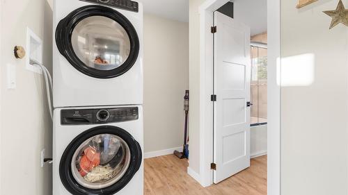 5469 Riverview Frontage Road, Ta Ta Creek, BC 