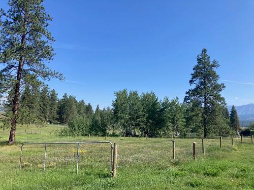 5469 Riverview Frontage Road, Ta Ta Creek, BC 