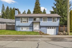 30 Rod & Gun Rd Courtenay, BC V9N 3M9