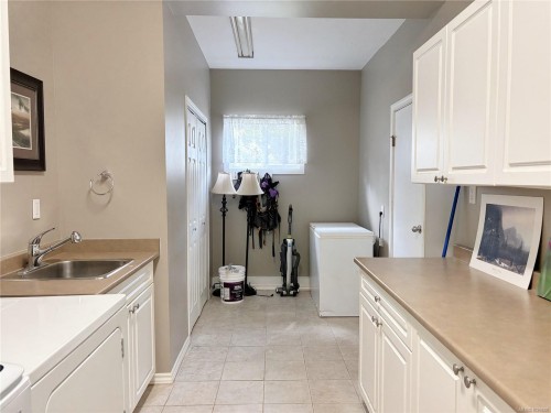 529 Cedar Cres, Gold River, BC 