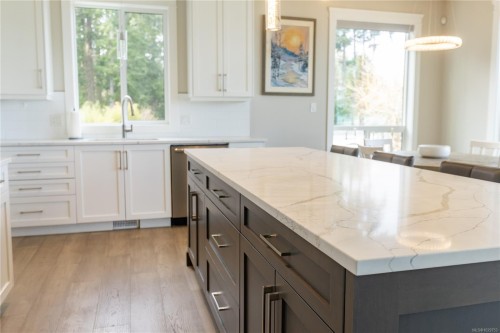 4306 Eva Rd, Bowser, BC 