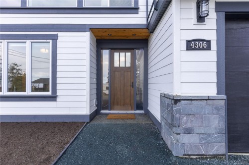 4306 Eva Rd, Bowser, BC 