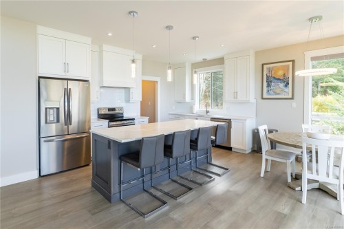 4306 Eva Rd, Bowser, BC 
