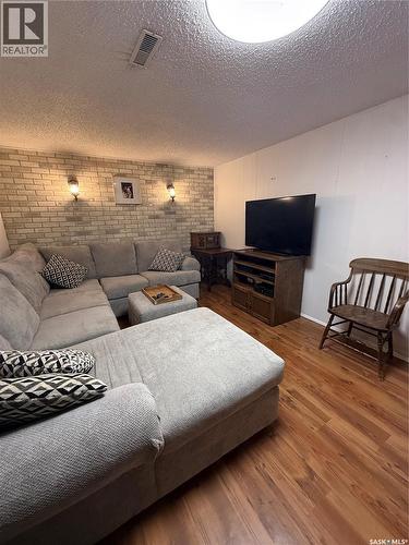 59 Mcdougall Crescent, Saskatoon, SK - Indoor Photo Showing Living Room