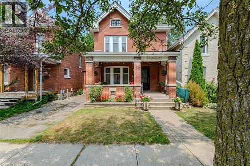 37 EGERTON Street  Brantford, ON N3T 4L4