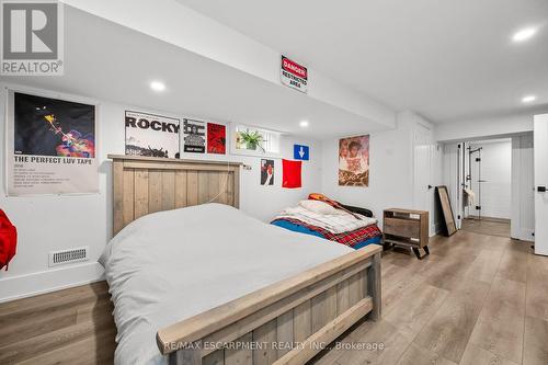 1390 Halifax Place, Burlington, ON - Indoor Photo Showing Other Room