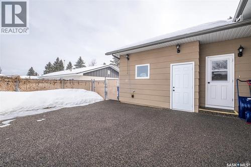 2425 15Th Avenue E, Prince Albert, SK - Outdoor