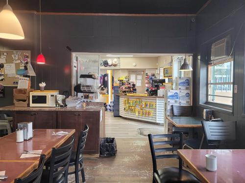 521  14 Ave, Wainwright, AB 