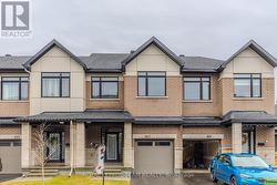 867 ANCIANO CRESCENT  Ottawa, ON K2S 2R8