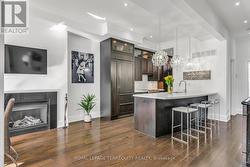 285 LISGAR STREET  Toronto, ON M6J 3H1