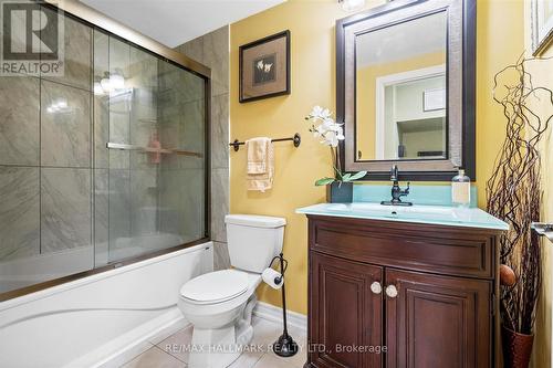 3358C Kingston Road, Toronto, ON - Indoor Photo Showing Bathroom