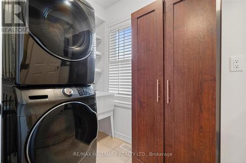 3358C Kingston Road, Toronto, ON - Indoor Photo Showing Laundry Room