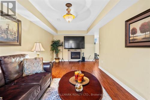 3358C Kingston Road, Toronto, ON - Indoor Photo Showing Living Room