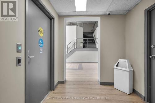 Common Area Accessible Washroom - 118-119 - 379 Dundas Street, London East (East K), ON 