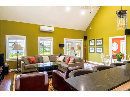 19 Stockford Lane, Wickham, NB 