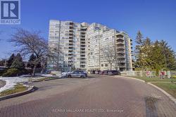 713 - 20 GUILDWOOD PARKWAY  Toronto, ON M1E 5B6