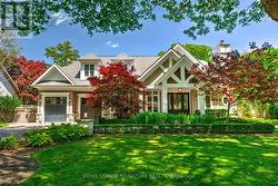 71 ENNISCLARE DRIVE W  Oakville, ON L6J 4N3