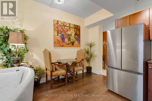 905 - 2737 Keele Street, Toronto, ON - Indoor