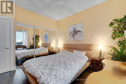 905 - 2737 Keele Street, Toronto, ON - Indoor Photo Showing Bedroom
