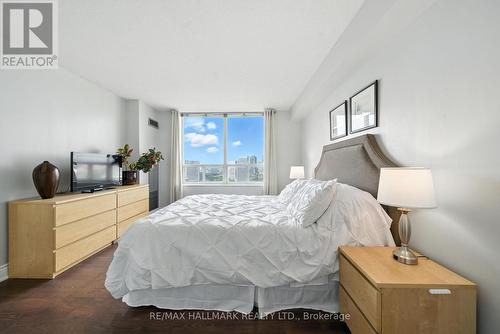 2002 - 215 Wynford Drive, Toronto, ON - Indoor Photo Showing Bedroom