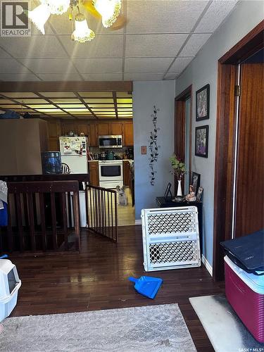 333 5Th Avenue Se, Weyburn, SK - Indoor