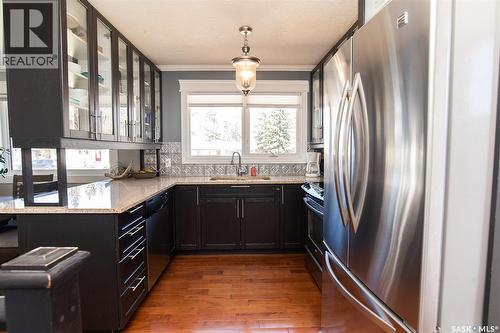 207 Brookdale Place, Wynyard, SK - Indoor Photo Showing Kitchen With Stainless Steel Kitchen