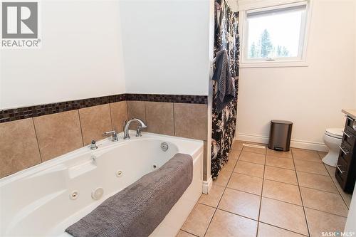 207 Brookdale Place, Wynyard, SK - Indoor Photo Showing Bathroom