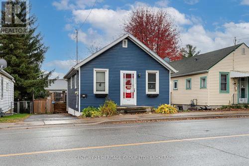 336 ELLIOTT AVENUE  Kingston (East Of Sir John A. Blvd), ON K7K 2R3