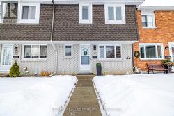 22 - 550 STRABY AVENUE  Ottawa, ON K1K 1H1
