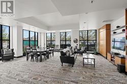 Massive party/Entertainment room w TV & library. - 