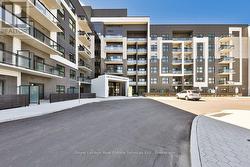 125 - 128 GROVEWOOD COMMON  Oakville (Go Glenorchy), ON L6H 0X3