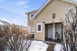 A 11 Apple Lane  Winnipeg, MB R2Y 2K8