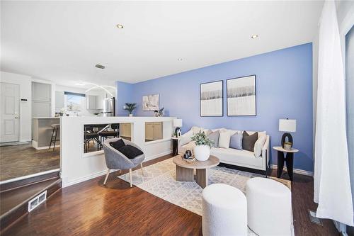 A 11 Apple Lane, Winnipeg, MB - Indoor Photo Showing Living Room