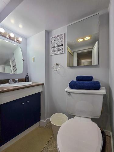 3 Pce bath in basement - 701 Sherburn Street, Winnipeg, MB - Indoor Photo Showing Bathroom