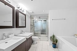 Ensuite bathroom - 