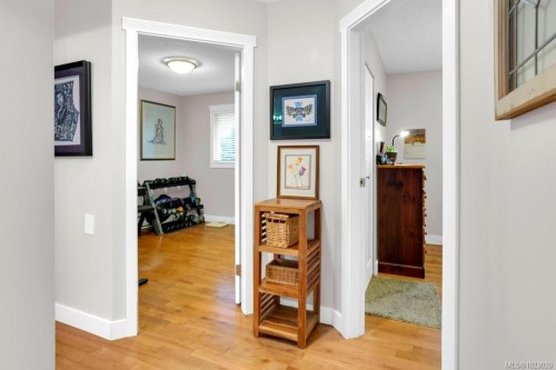 6069 Waldbank Rd, Nanaimo, BC 