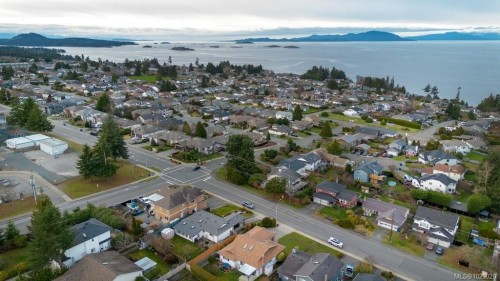 6069 Waldbank Rd, Nanaimo, BC 