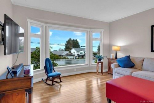 6069 Waldbank Rd, Nanaimo, BC 