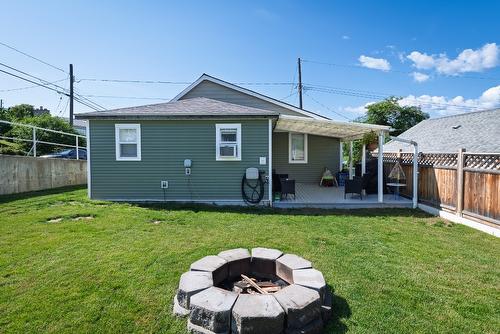 1930 Pine Street, Creston, BC - Outdoor