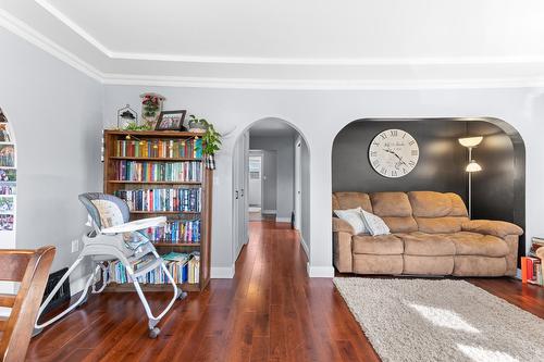 1930 Pine Street, Creston, BC - Indoor