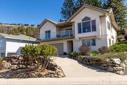 183 Magic Drive  Kelowna, BC V1V 1N2