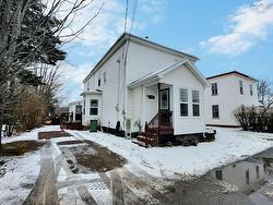 355 Queen Street  Truro, NS B2N 2C4