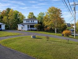 111 Aylward Road  Falmouth, NS B0P 1P0