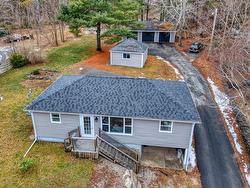 27 Weagle Drive  Hebbville, NS B4V 6Z4