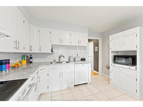 2496 Meldrum, Windsor, ON 