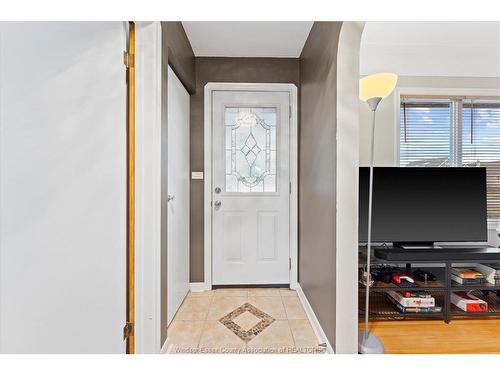 2496 Meldrum, Windsor, ON 